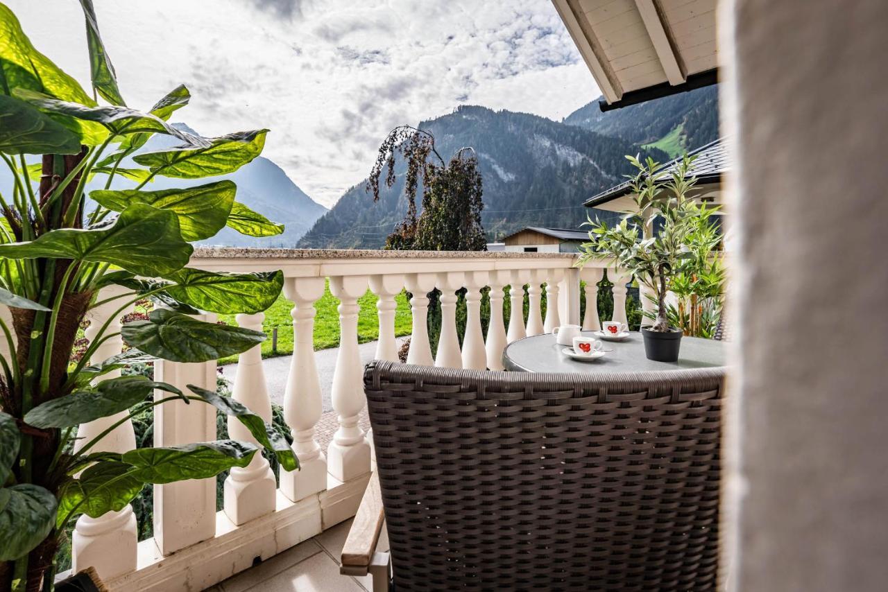 Gaestehaus Wiesengrund & Apart Sporer Mayrhofen Extérieur photo