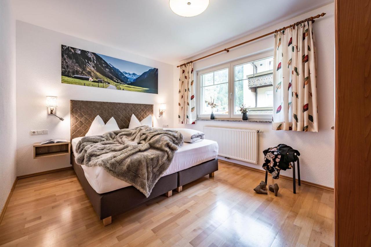 Gaestehaus Wiesengrund & Apart Sporer Mayrhofen Extérieur photo