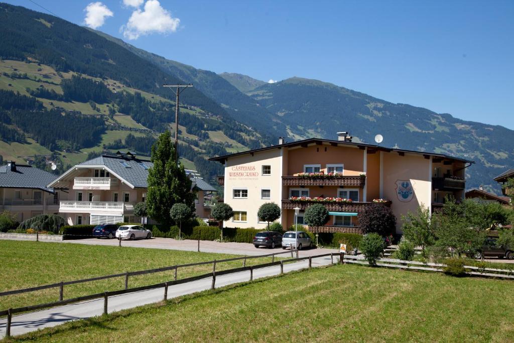 Gaestehaus Wiesengrund & Apart Sporer Mayrhofen Extérieur photo